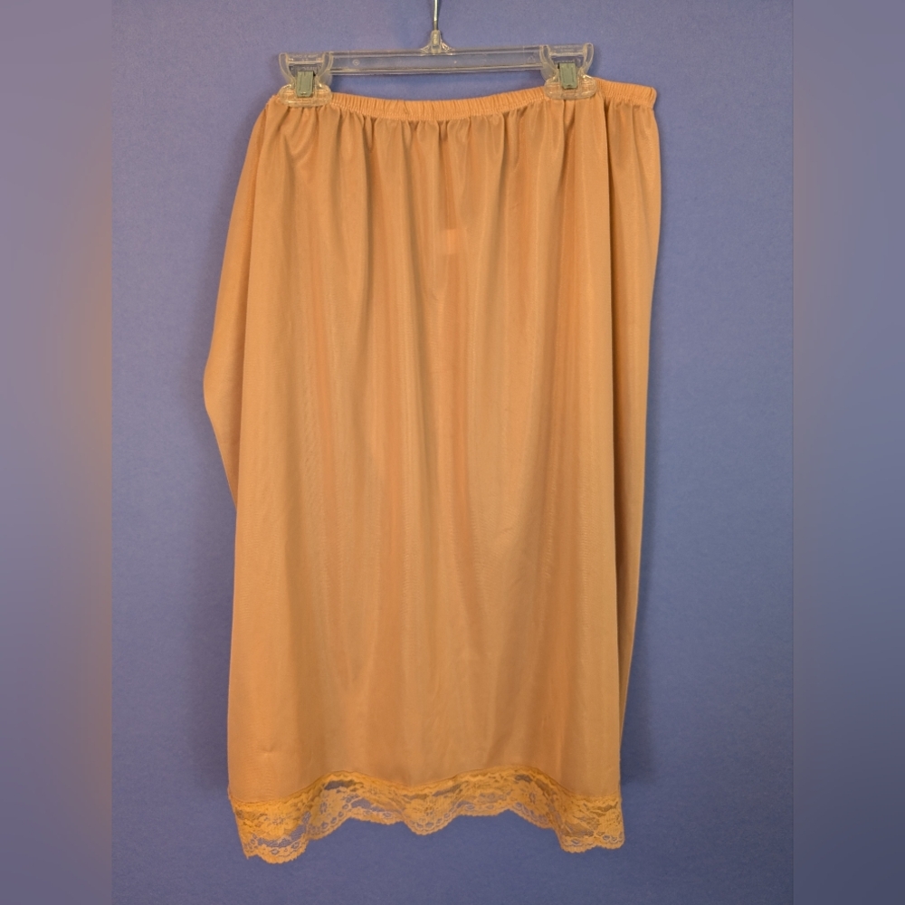 Vintage Pink Lacy Slip Skirt L/XL